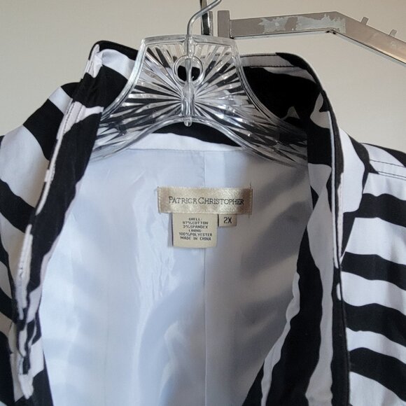 Patrick Christopher Black & White Geometric Open Front Lined Jacket (Size 2X) - Picture 2 of 14